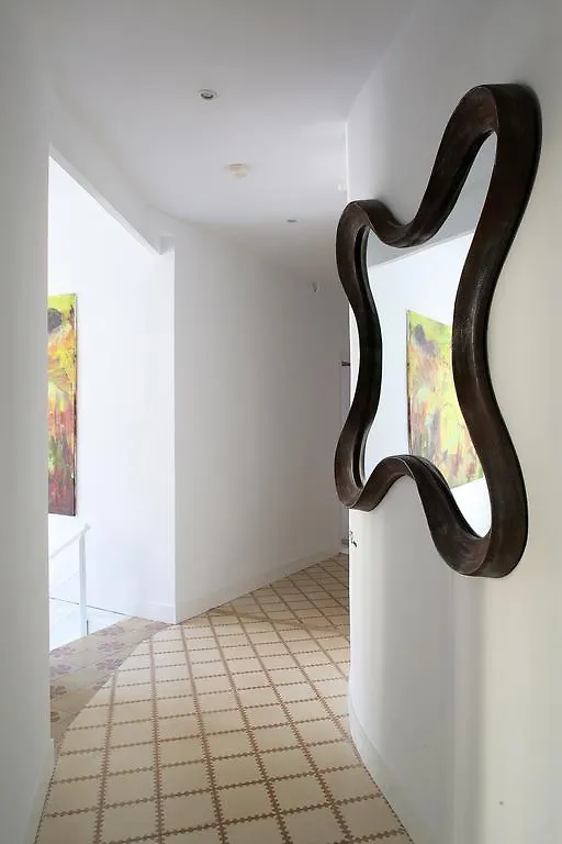 Hostal Medea Barcelona Spain
